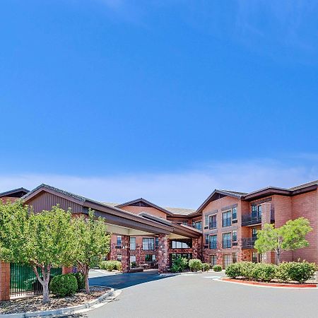 Days Inn & Suites By Wyndham Page Lake Powell Exterior photo